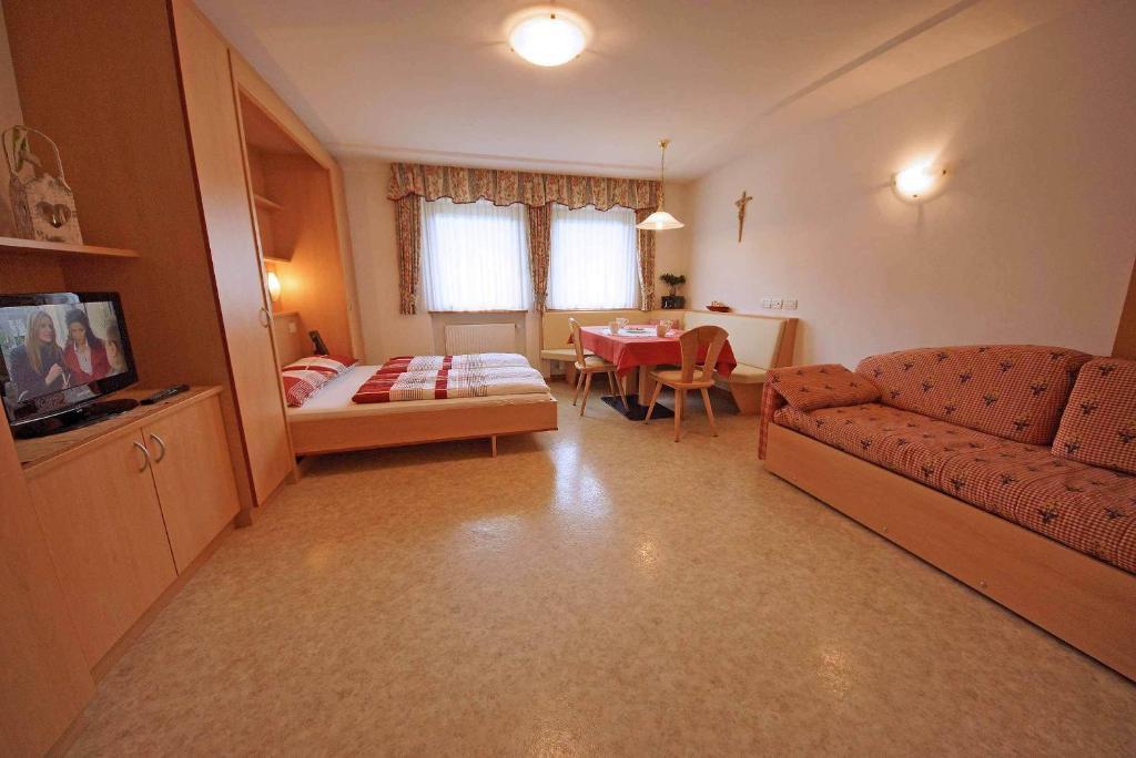 Residence Araldina San Cassiano  Pokoj fotografie